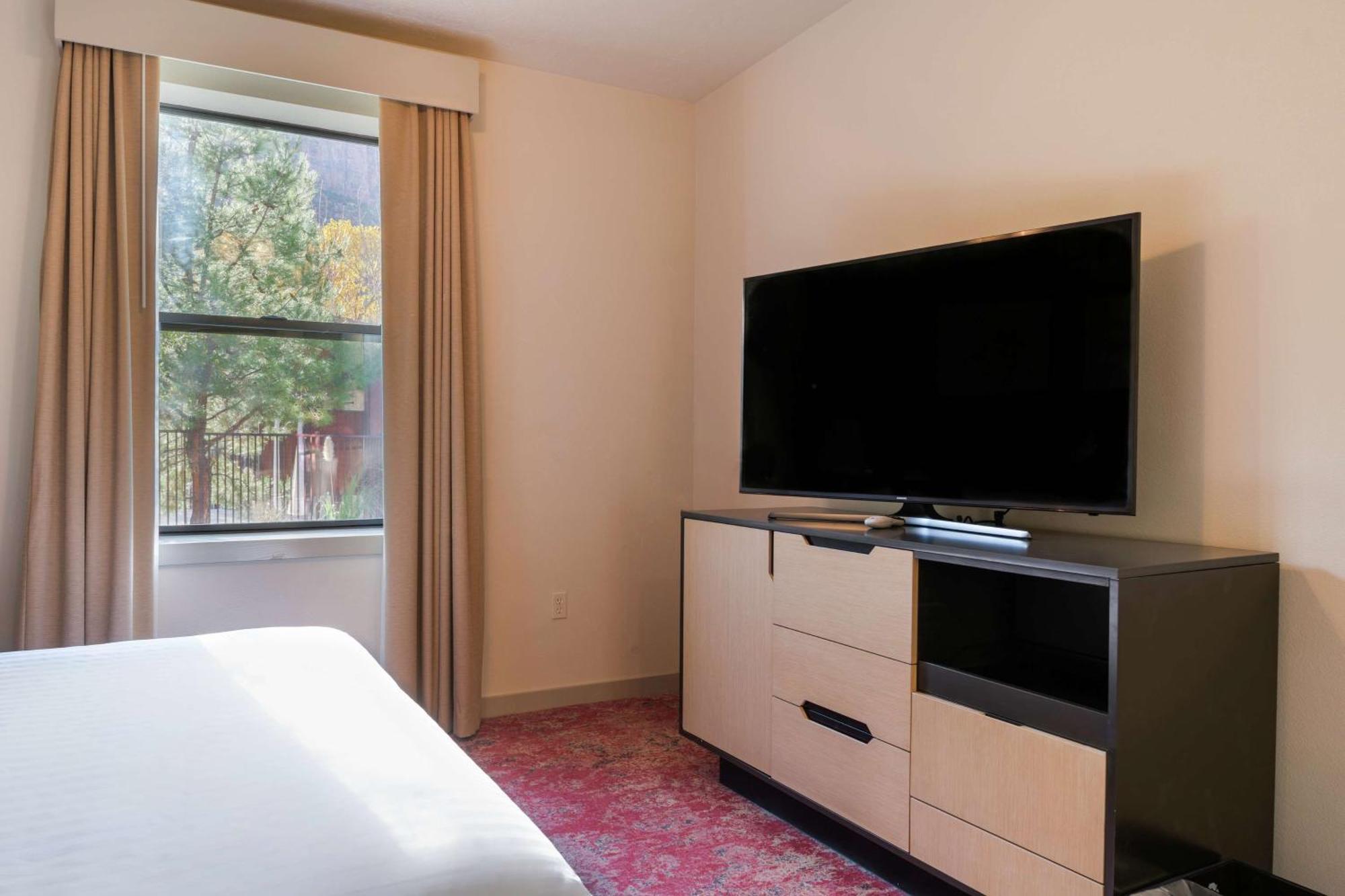 Cliffrose Springdale, Curio Collection By Hilton Hotel Exterior photo